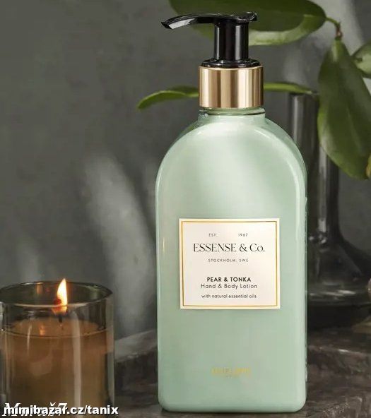 MLÉKO NA RUCE A TĚLO s hruškou a tonkovými boby