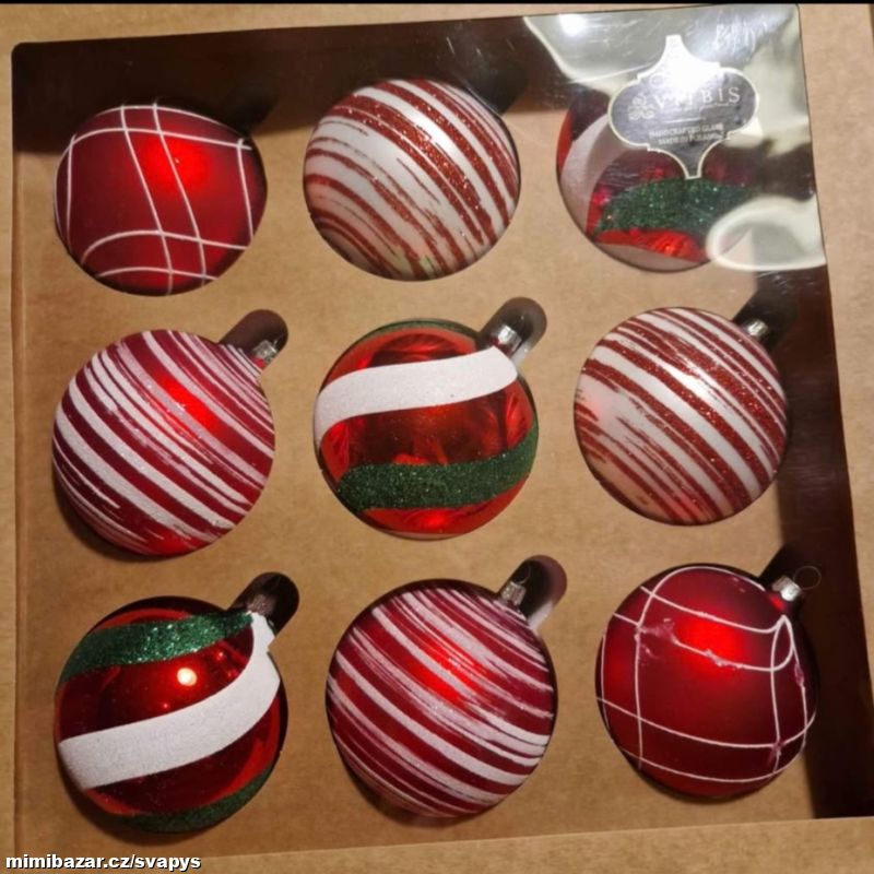 Velké vánoční ozdoby