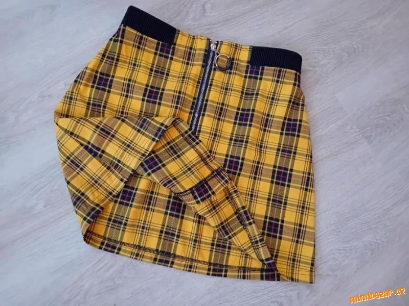 HEZKÁ DÁMSKÁ SUKÝNKA NA ZIP - vel.XL / zn.FBsister
