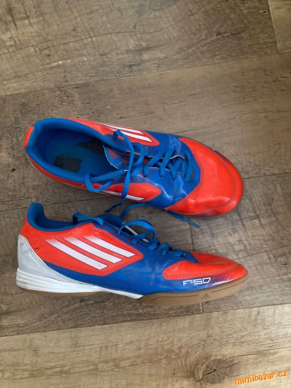 Sálové kopačky Adidas vel.37, 5