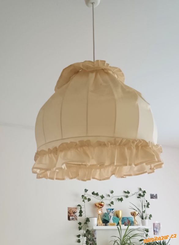 Krásný lustr do dětského pokoje