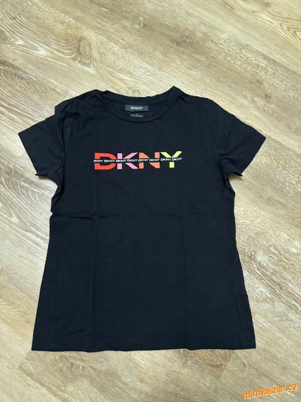 Černé tričko DKNY
