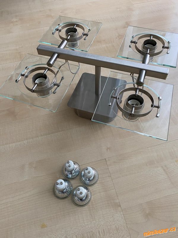Stropní světlo - reflektor Fuga ikea