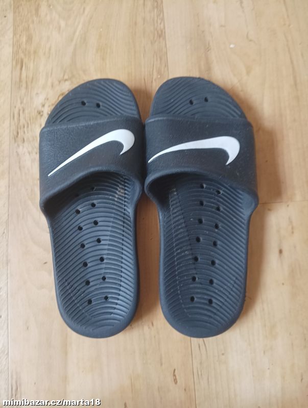 Pantofle Nike Kawa Shower vel.36