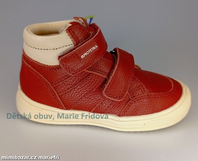 Celoroční kožená kotníková obuv Protetika ALANA