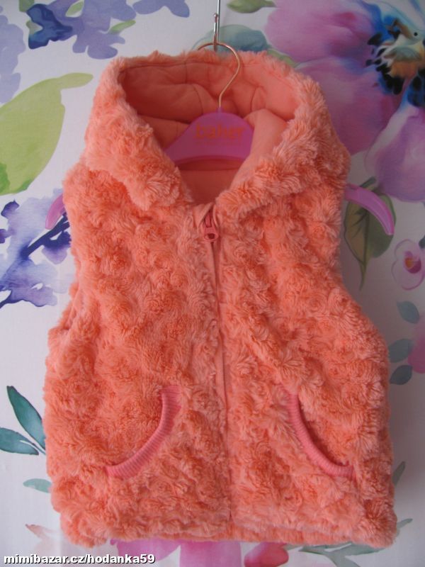 Krásná vesta s kapucí , losová barva