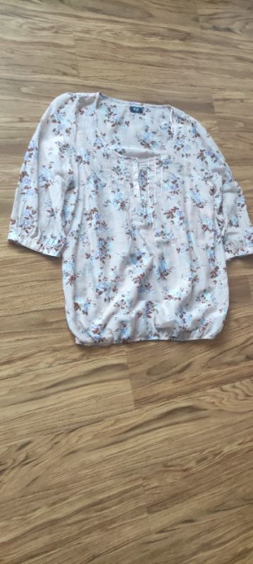 něžná halenka s 3/4 rukávem