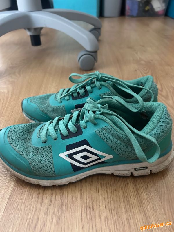 Běžecké boty Umbro