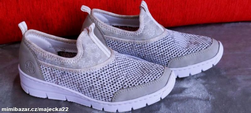 SENZAČNÍ LEHOUNKÉ PRODYŠNÉ POLOBOTKY ~~~~~ 8628