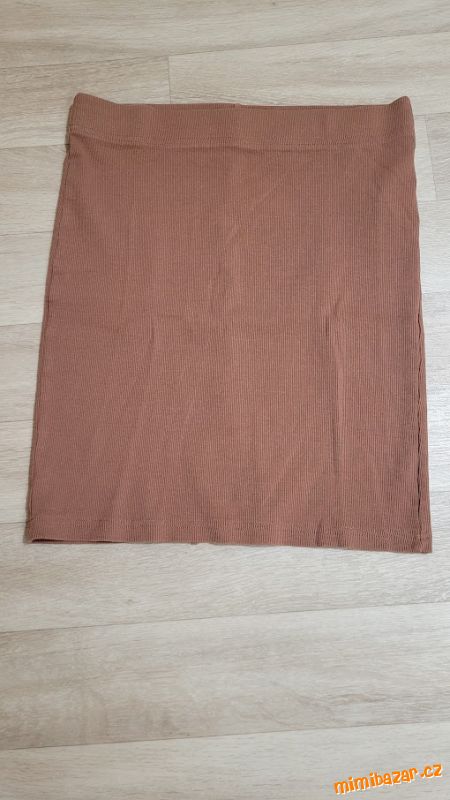 Hnědá sukně