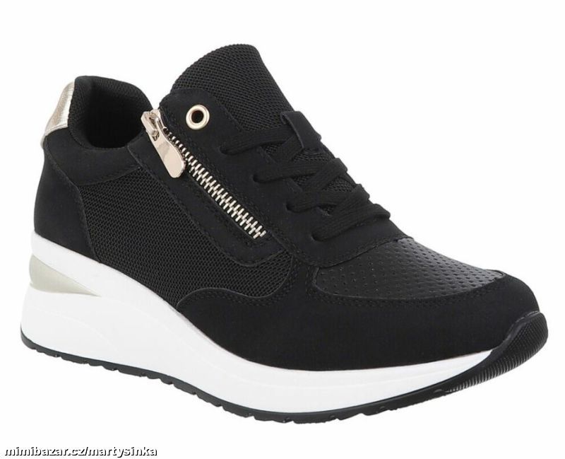 Sportovně elegantní boty / tenisky