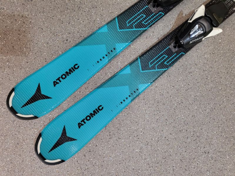JUNIOR. CARV. LYŽE ATOMIC REDSTER X2 - 110 CM