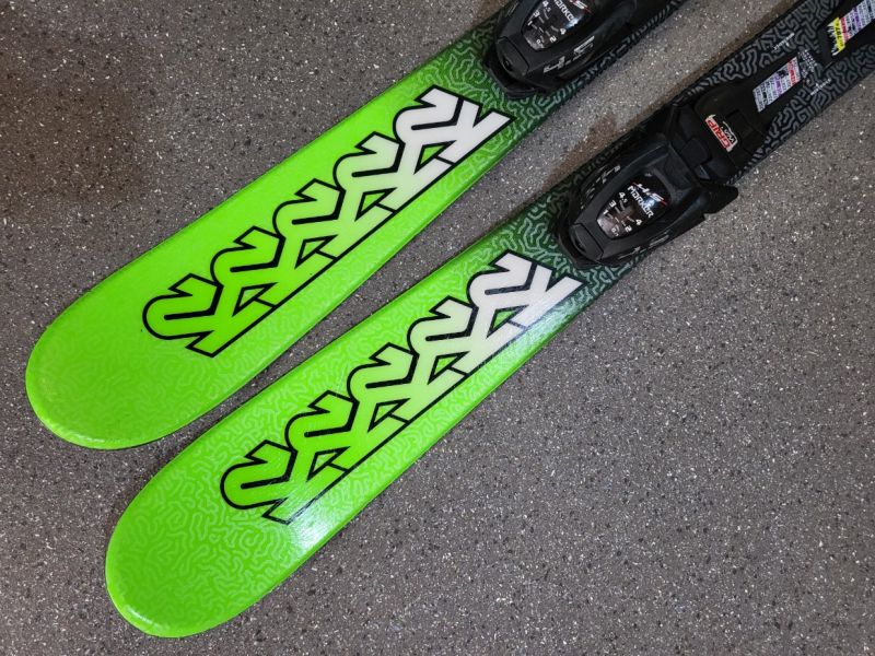 JUNIOR. CARV. LYŽE K2 JUVY JR - 109 CM