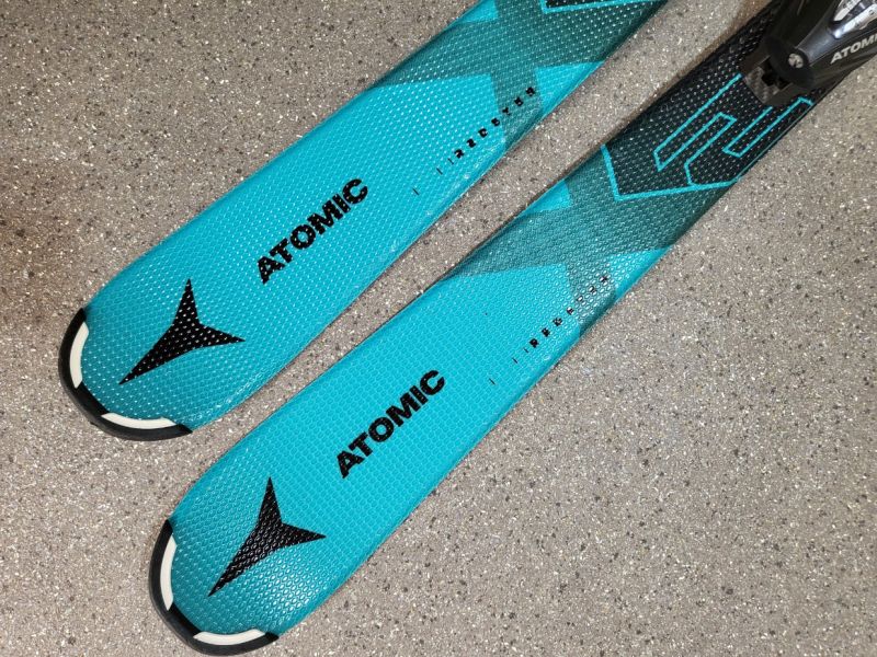 JUNIOR. CARV. LYŽE ATOMIC REDSTER X2 - 120 CM