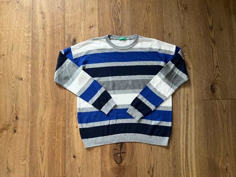 Krásný pulover Benetton 3 XL