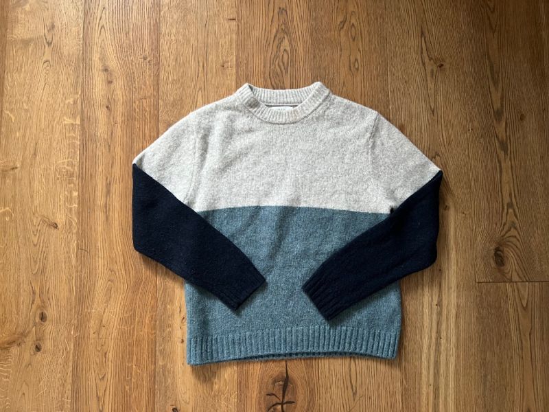 Příjemný svetr ZARA vel. 13/14