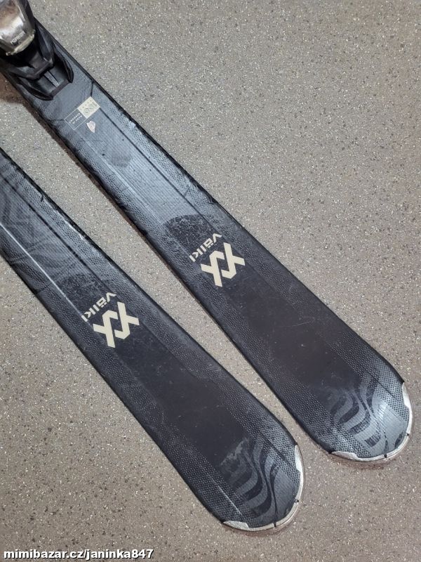 SJEZD. CARV. LYŽE VOLKL FLAIR 7.2 - 137 CM