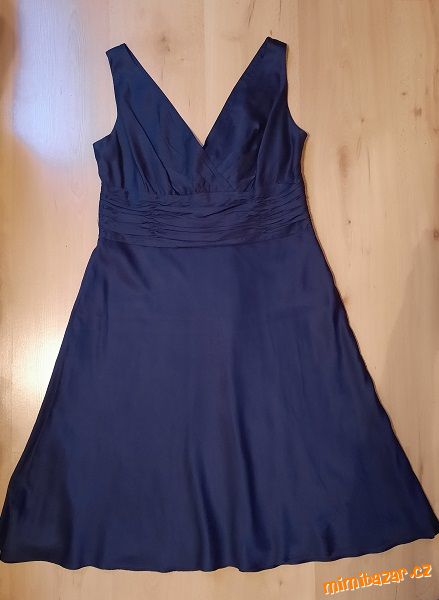 Společenské šaty - hedvábí