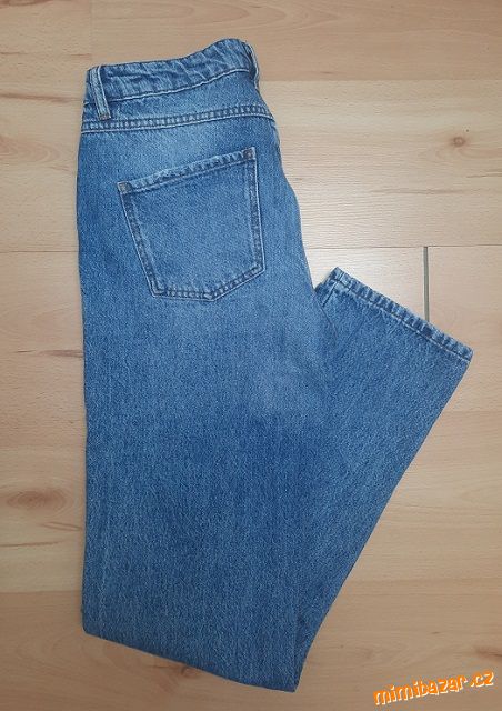 Džíny s rovnými nohavicemi
