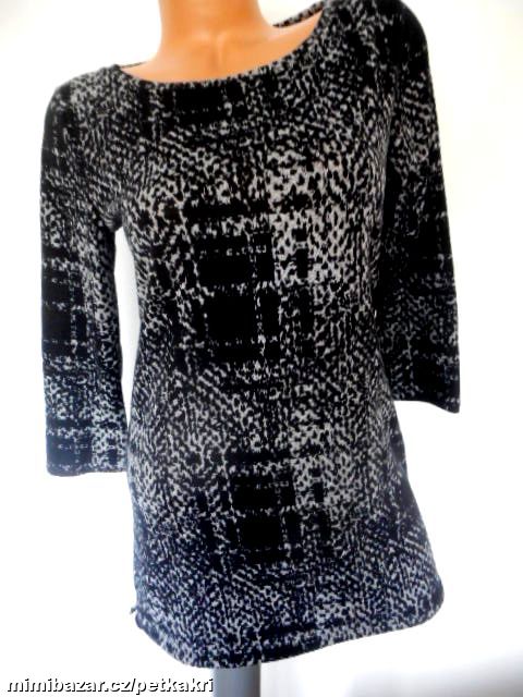 černo šedý lehký svetřík s rozparky uk 12