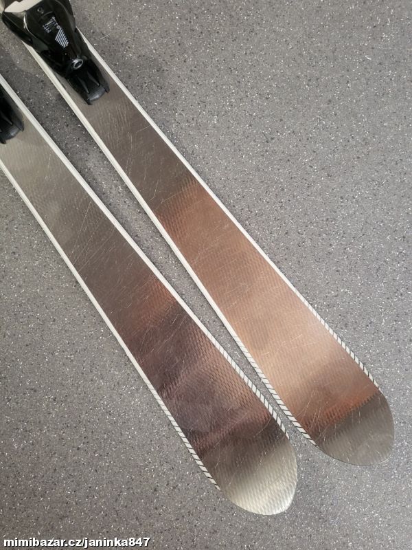 SJEZD. CURV. VOLANT SILVER SPEAR 150 CM