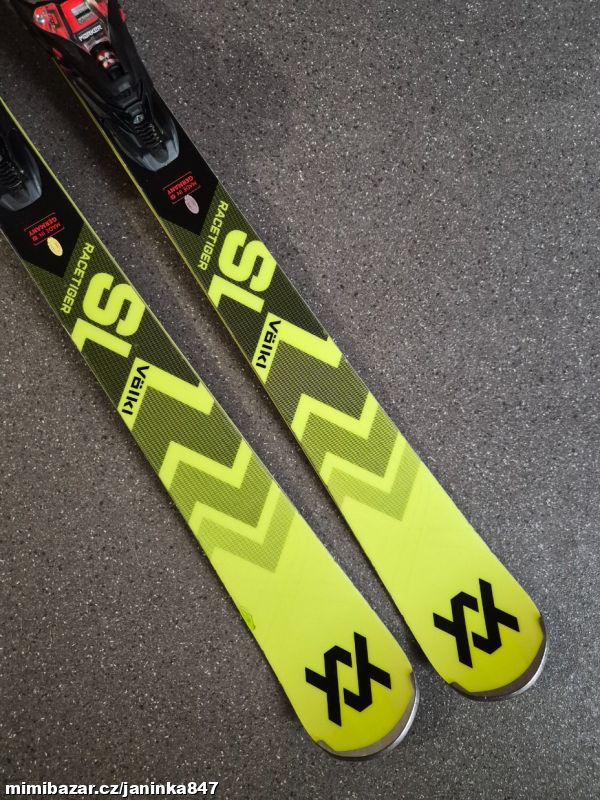 SJEZD. CARV. LYŽE VOLKL RACETIGER SL - 160 CM