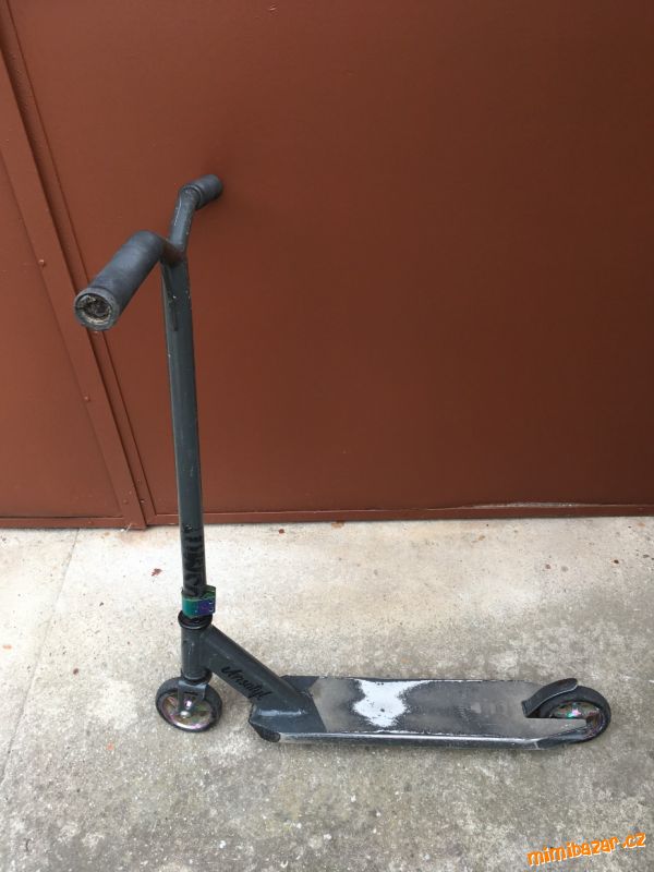 Freestyle koloběžka versatyl cosmopolitan