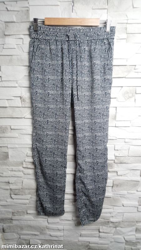Černobílé vzor. 7/8 kalhoty Benetton, vel. S
