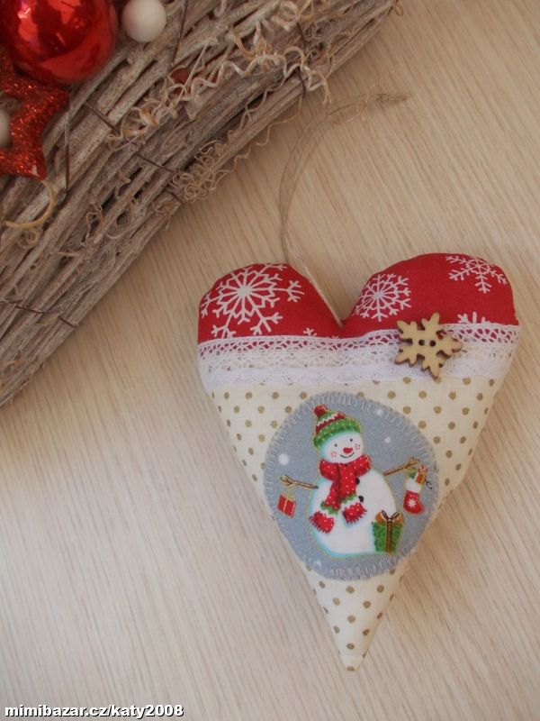 Vánoční dekorace - srdíčko