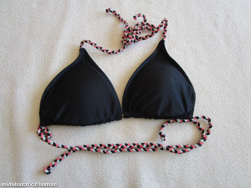 Pěkný horní díl plavek, vel. S-M, koš A