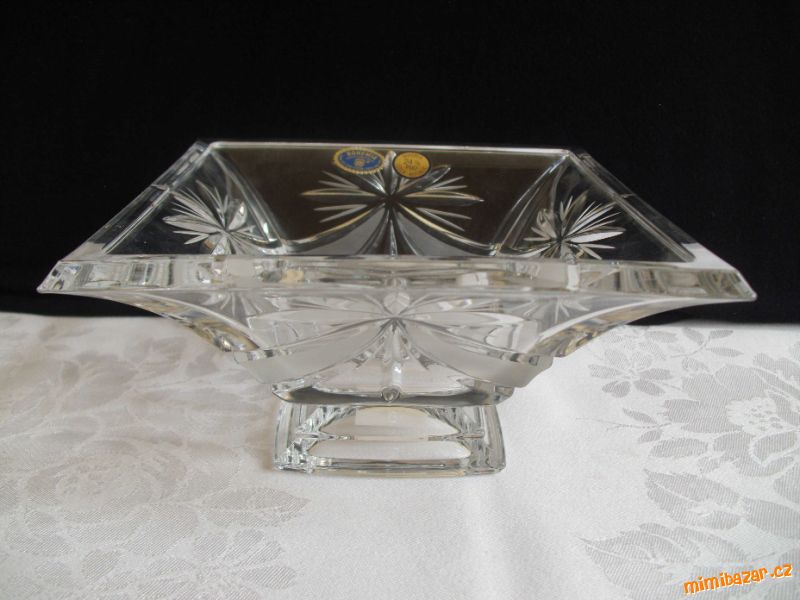 N.O.V.Á miska z křišťálového skla