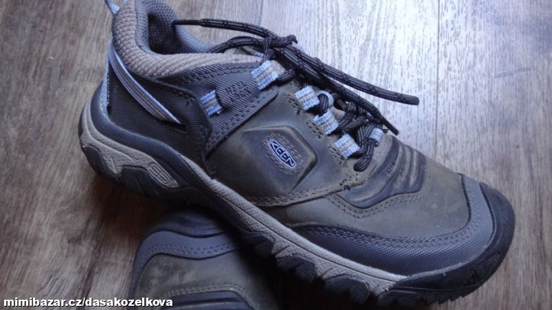 Dámské kožené trekingovky KEEN v.38
