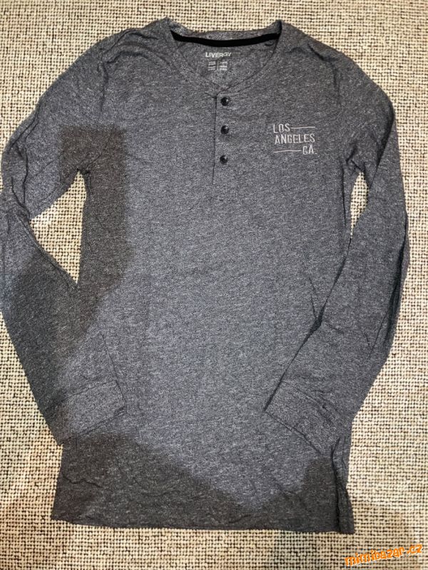 Triko s dlouhým rukavem