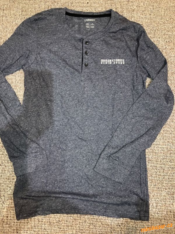 Triko s dlouhým rukavem