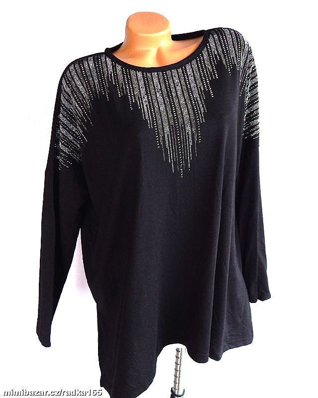 Top bohatě zdobený kamínky vel.48
