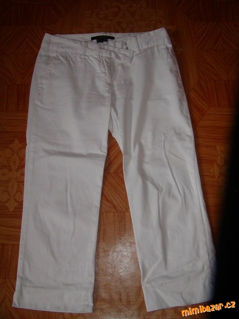 Bílé plátěné tříčtvrťáky Zara 34