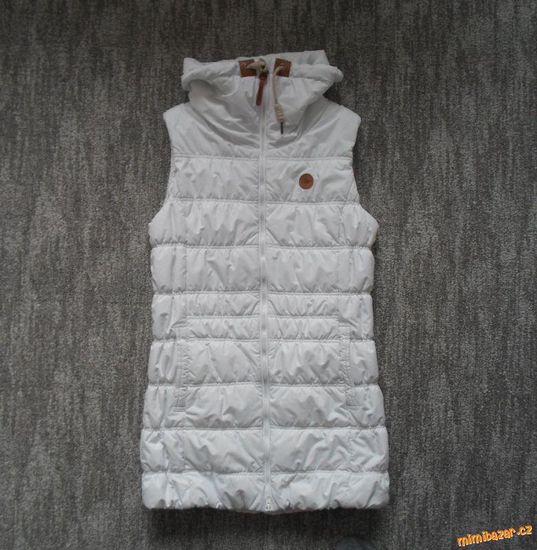 Bílá dlouhá delší zateplená vesta SAM