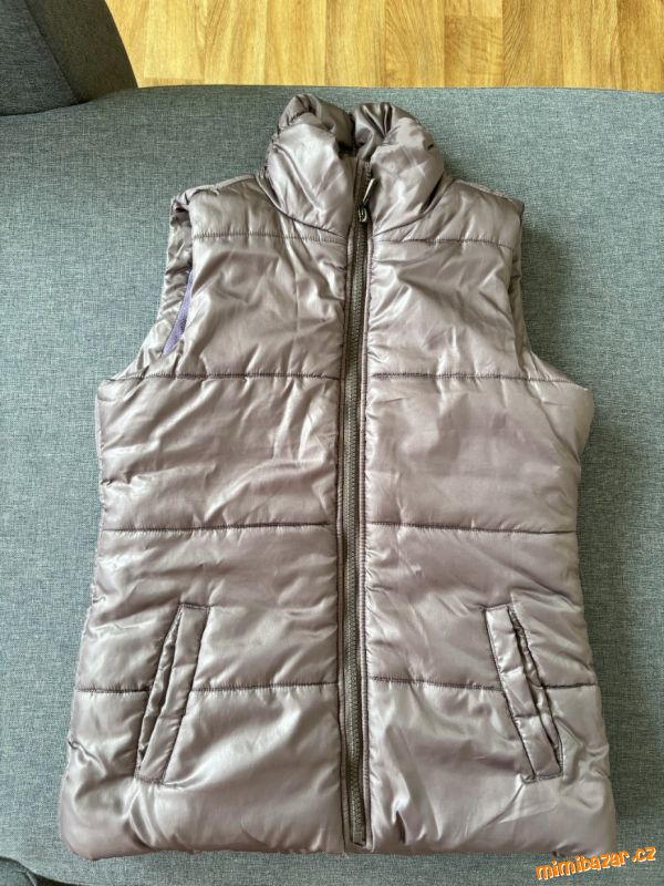 Vesta zn. TCM - vel. 134/140