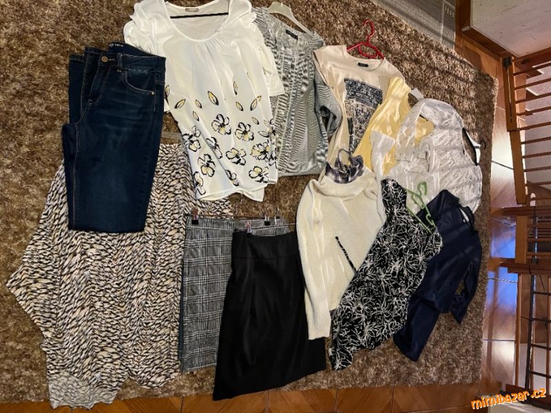 Balík celoročního oblečení cena za vše cca 20 ks