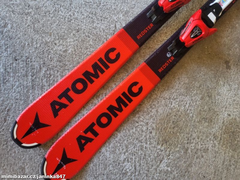 JUNIOR CARV. LYŽE ATOMIC REDSTER J2 - 130CM