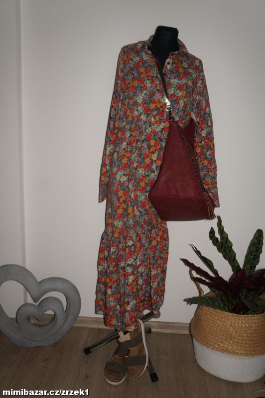 H&M nádherné šaty vel.M