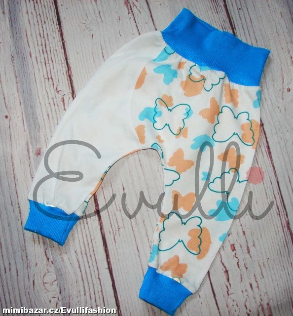 Tepláčky, harémky - motýl vel. 62