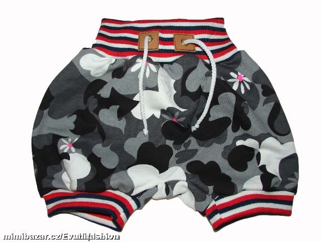 Kraťasy pumpky vel. 80-92