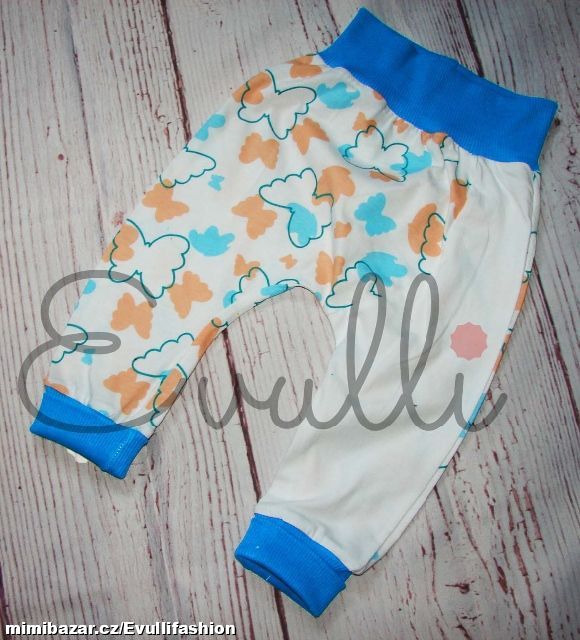 Tepláčky, harémky - motýl vel. 74