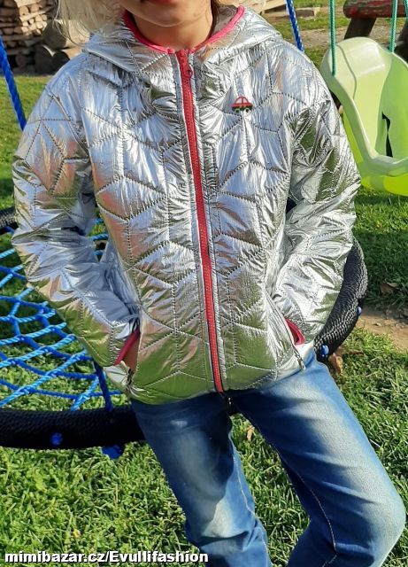 Stříbrná zateplená přechodová bunda vel. 92