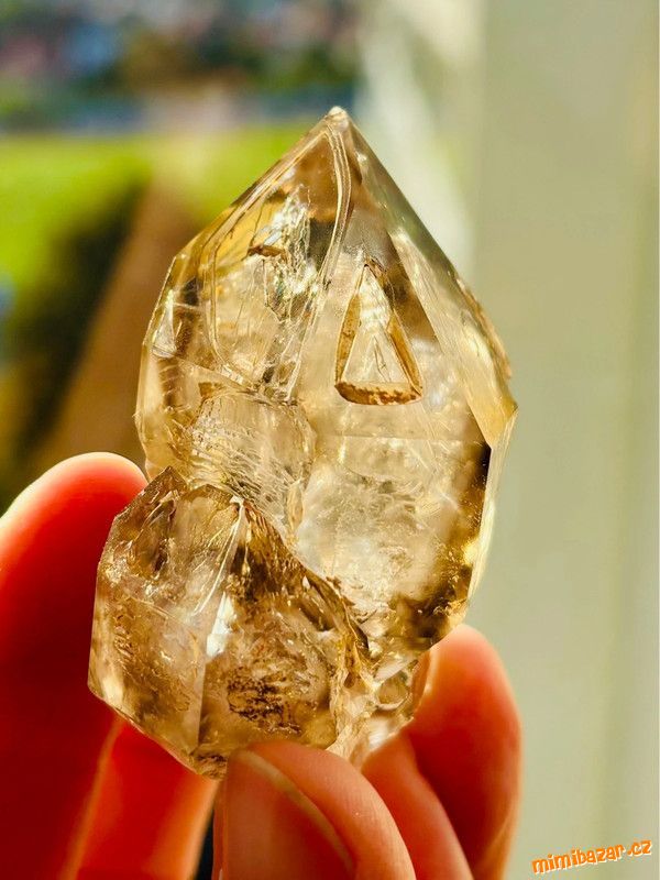 RARITA - unikátní enhydro krystal Záhnědy top