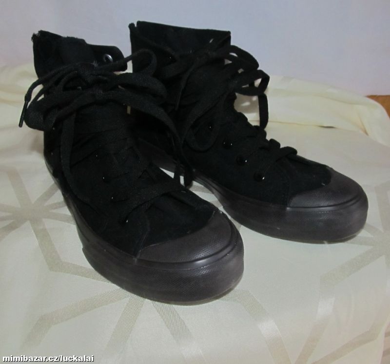 Černé plátěné kotníkové tenisky , boty EMP