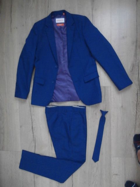 Jako nový modrý oblek vel.164 !!!!!!!!!
