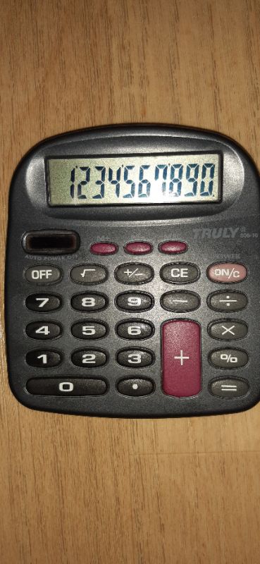 Velká kalkulačka Truly