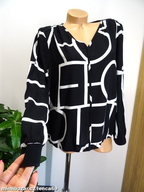 ZNAČKOVÁ TUNIKA